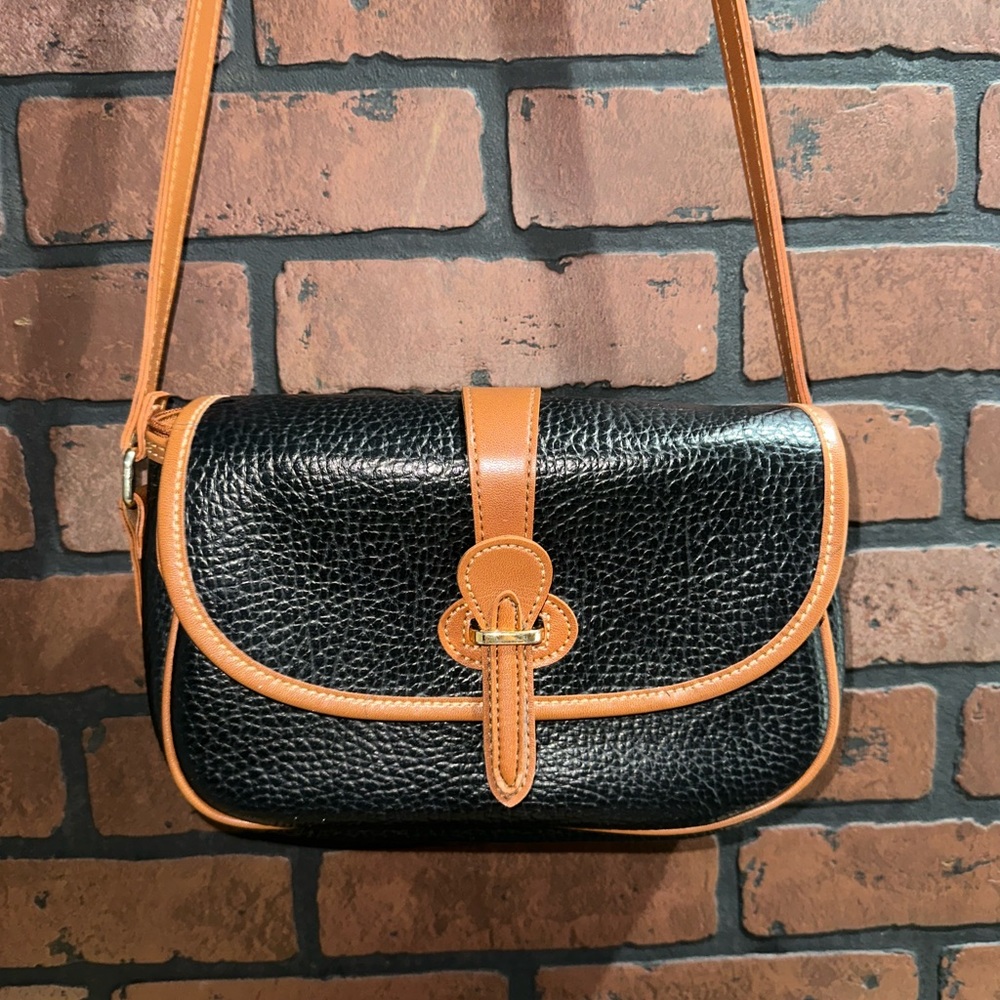 Women’s Black & Tan Leather Crossbody Bag